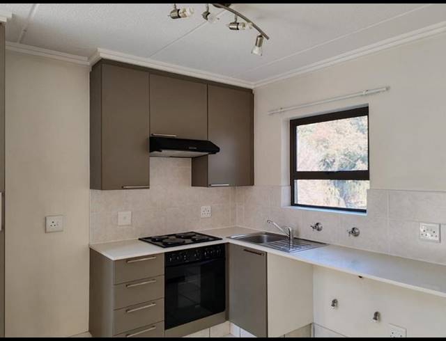1 BEDROOM APARTMENT FOR SALE IN PAULSHOF